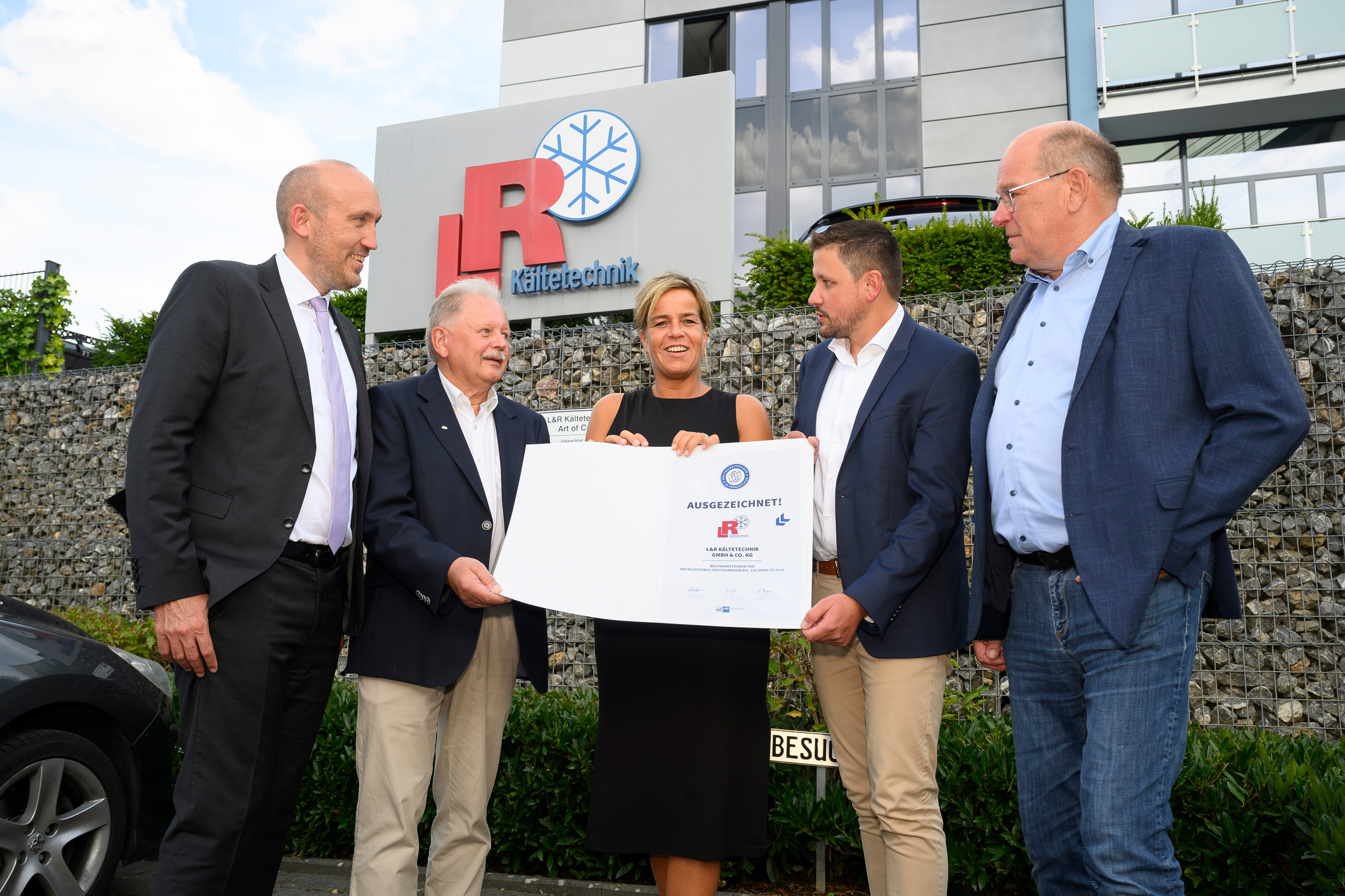 Mona Neubaur bei LR Kaeltetechnik Weltmarktführer Mona Neubaur bei LR Kaeltetechnik Weltmarktführer